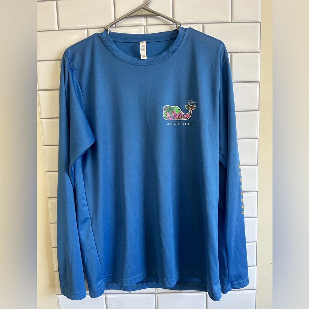 Vineyard Vines Men’s long sleeve shirt Size M